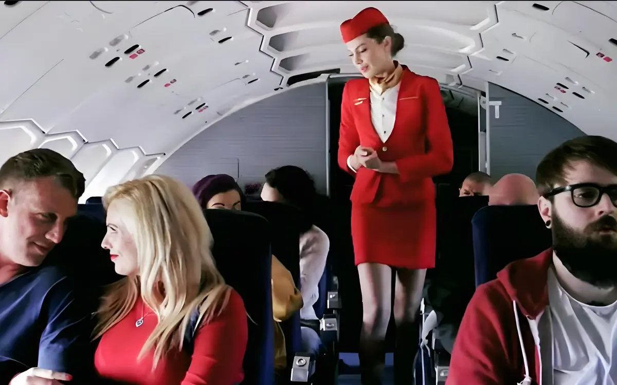 法国空姐/私人航空/空中宝贝完整版_高清画质在线播放_啄木鸟出品航空电影_支持多平台流畅观看无广告