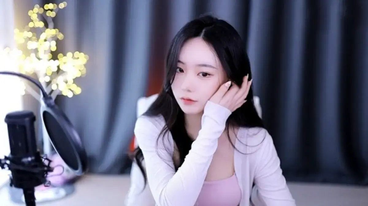 免费观看《糖心少女vlog唐伯虎系列》_糖心少女vlog唐伯虎系列1080P超清画质_在线播放完整美照视频_精品资源一键收藏