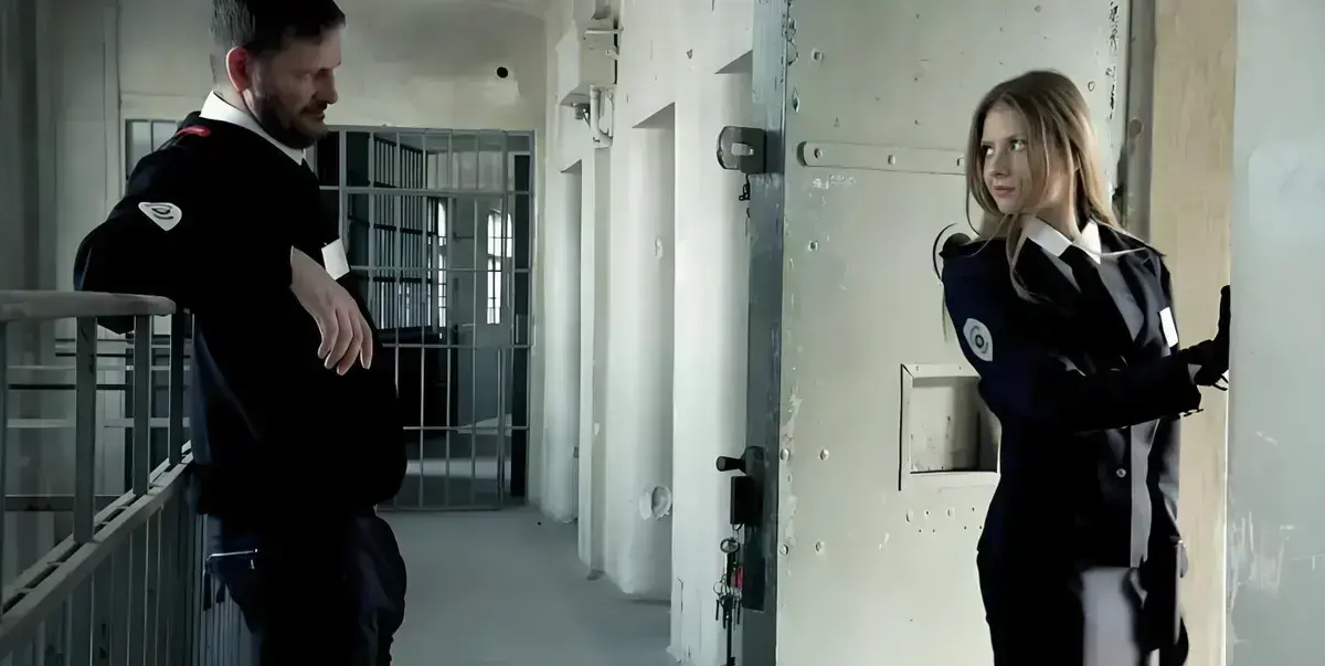 《高压监狱》高清完整版在线观看_法国犯罪动作大片HD1080P未删减_国语中字流畅播放_青苹果影院免费资源